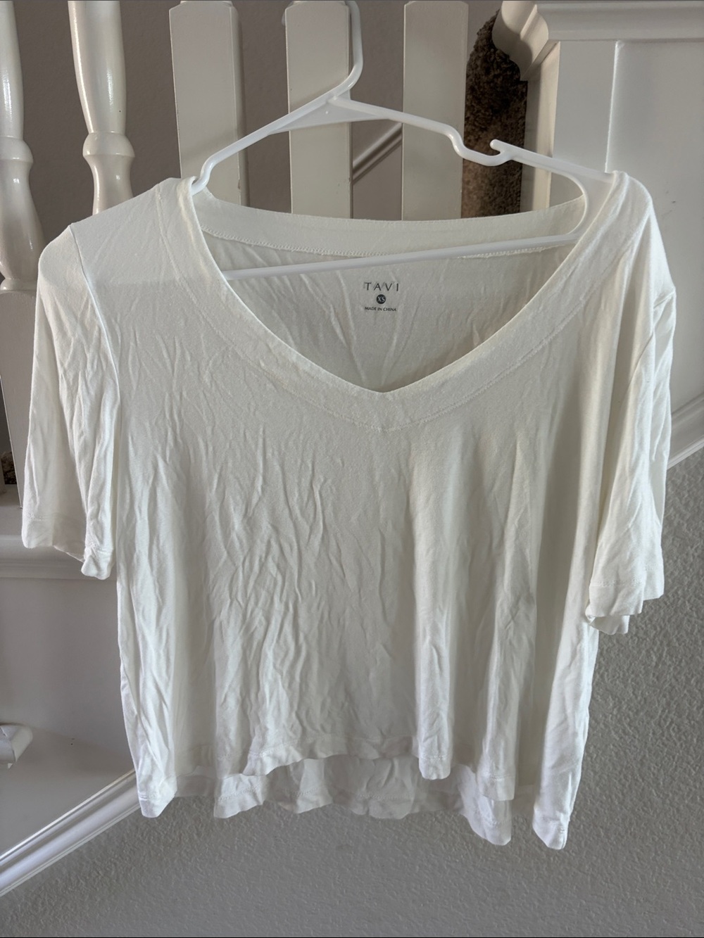 Tavi White V-Neck Short Sleeve Tee